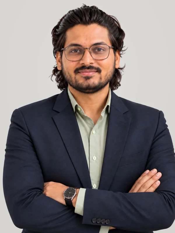CA Vraj Changani, Strategic Advisor, Finance and Structuring, Stonebridge Advisors LLP